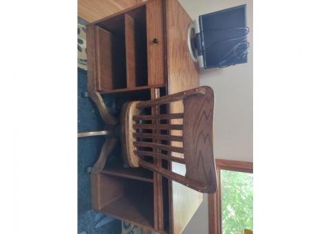 Oak Desk/Chair